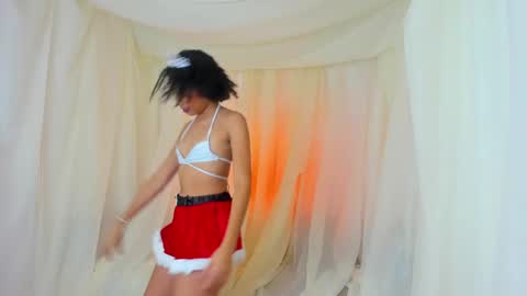 Clara  online show from 12-19-24, 04:13