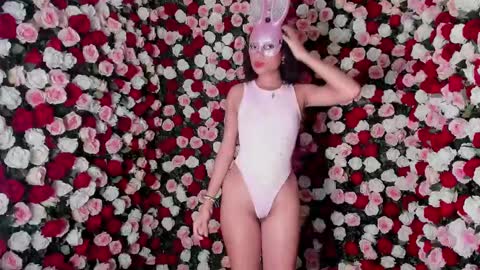 Clara  online show from 01-06-25, 09:19