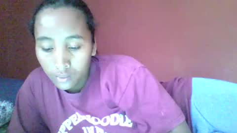 Clarah0123 online show from 12-15-25, 09:02