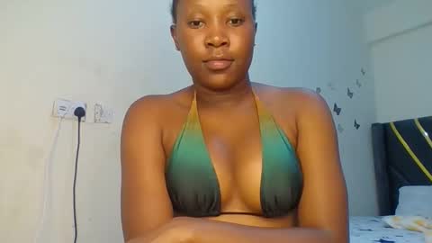 clara11 online show from 03-18-26, 09:40