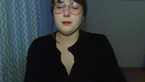 Clara online show from 05-18-26, 06:03