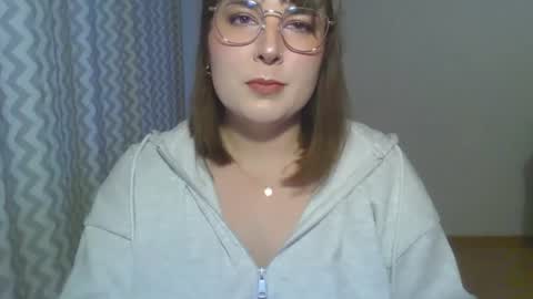 Clara online show from 06-11-26, 06:50