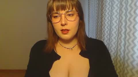 Clara online show from 06-17-26, 05:58