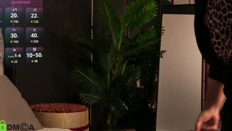 Snapshot of clarashinex chatting on 02-01-25, 04:03 Clara online show from 02-01-25, 04:03