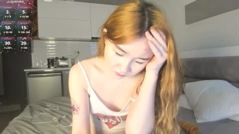 Yumi online show from 09-19-25, 03:41