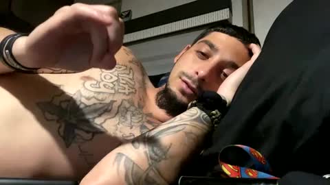 Snapshot of clarkshammer95 chatting on 02-17-25, 06:09 clarkshammer95 online show from 02-17-25, 06:09