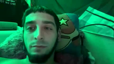 Snapshot of clarkshammer95 chatting on 10-26-25, 03:23 clarkshammer95 online show from 10-26-25, 03:23