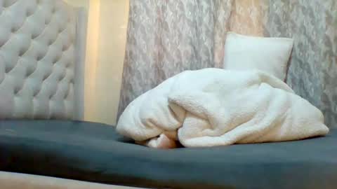 carmen online show from 07-30-26, 06:23