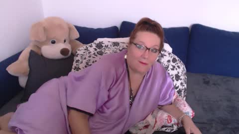 Snapshot of classy_lydya chatting on 11-10-25, 12:15 Lydya online show from 11-10-25, 12:15