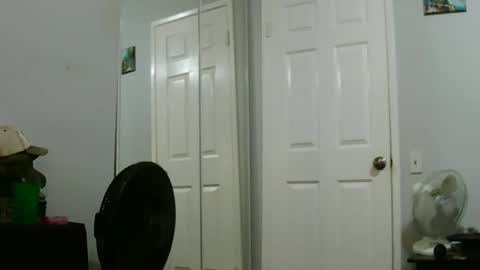 Claudia online show from 01-10-25, 01:31