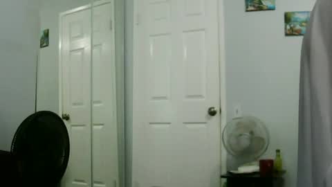 Claudia online show from 05-28-26, 04:04