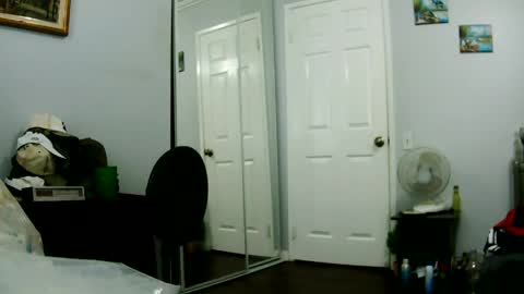 Claudia online show from 06-06-26, 04:44