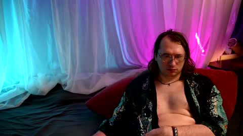 Claudia Cyberfox and Elon online show from 06-29-26, 08:20