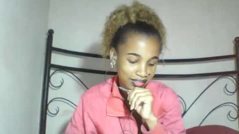 claudianne online show from 05-22-26, 06:53