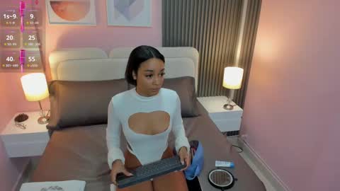 clauwdeen  wolf online show from 09-13-25, 07:57