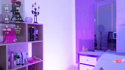 Cleo Adams online show from 11-22-25, 04:33