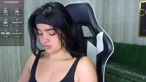 Snapshot of clementine_t chatting on 10-16-25, 12:39 Clementine online show from 10-16-25, 12:39