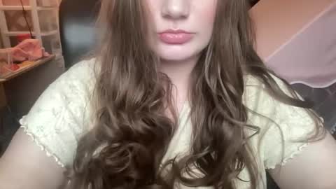 Snapshot of clementinethemilkmaid chatting on 11-05-25, 08:09 clementinethemilkmaid online show from 11-05-25, 08:09