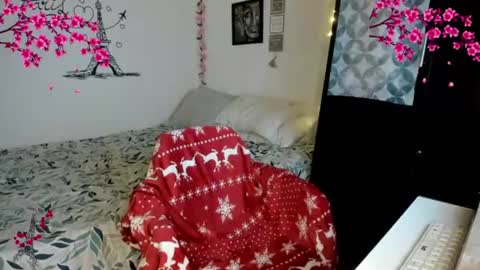 cleo_christmas online show from 06-19-26, 12:48