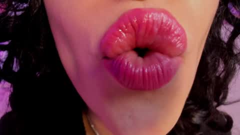 Cleo  online show from 04-21-26, 11:16