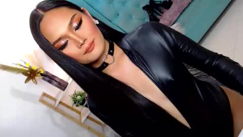 Cleo online show from 11-20-25, 12:22