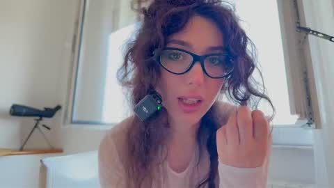 Snapshot of cleopatra_sinns chatting on 05-28-26, 09:39 cleopatra_sinns online show from 05-28-26, 09:39