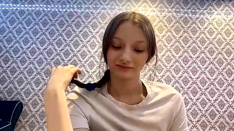 Cleo online show from 12-03-25, 05:44