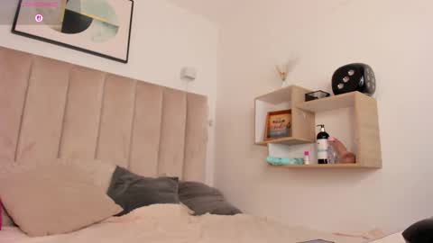 clhoe_johnson_ online show from 09-26-25, 12:20