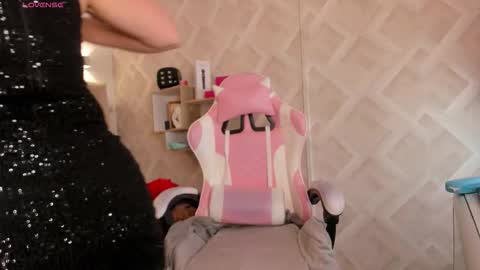 clhoe_johnson_ online show from 03-20-26, 12:43