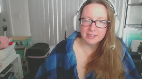 Snapshot of climaxfairy chatting on 02-27-25, 03:37 Kate online show from 02-27-25, 03:37