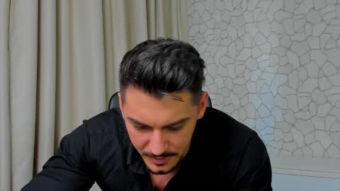 Snapshot of clintmasterss chatting on 03-06-25, 12:52 ClintMasterss online show from 03-06-25, 12:52