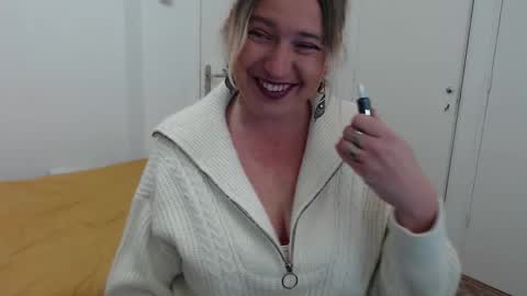 Syl  online show from 11-10-25, 08:57