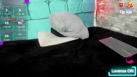 cloe66 online show from 10-24-25, 12:56