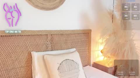 cloe_25 online show from 10-28-25, 02:37