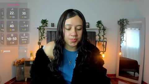 Snapshot of cloe_7 chatting on 06-05-26, 01:17 cloe_7 online show from 06-05-26, 01:17