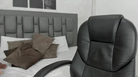 Cloe  online show from 12-06-24, 08:07