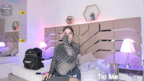Cloe Online de 600 a 1400 online show from 10-11-25, 11:20