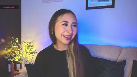 cloe_martinezz_ online show from 04-29-26, 04:16