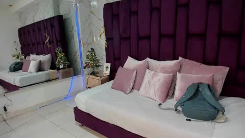 Cloe online show from 12-03-25, 05:11