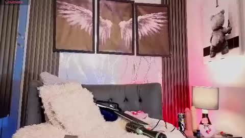 Snapshot of cloee_cameron chatting on 06-11-26, 03:04 cloee_cameron online show from 06-11-26, 03:04