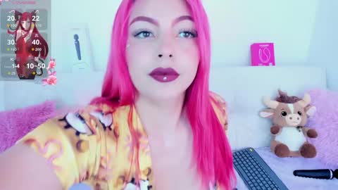 Snapshot of cloee_lovee chatting on 05-27-26, 07:11 cloee lovee online show from 05-27-26, 07:11