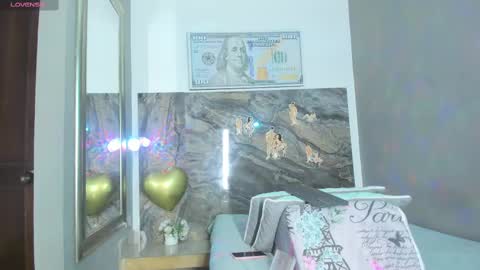 CLOE online show from 03-04-25, 12:01