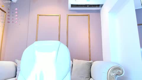 Cloe online show from 03-01-25, 03:27