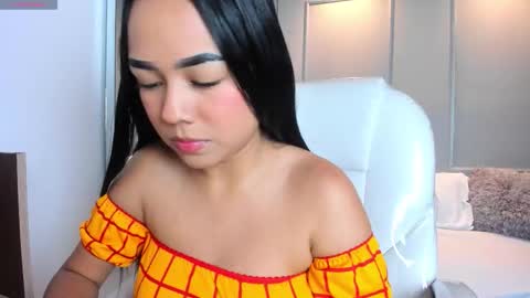 Cloe online show from 01-07-26, 12:07