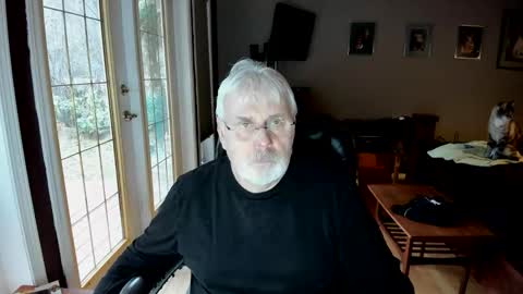 Snapshot of cloudalert62 chatting on 11-26-25, 11:28 cloudalert62 online show from 11-26-25, 11:28