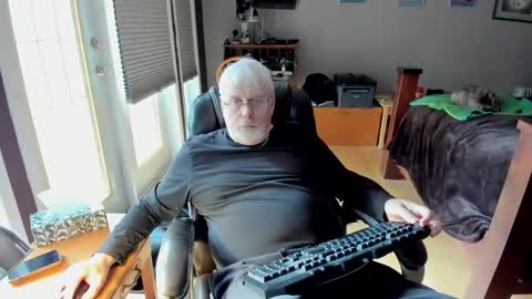 Snapshot of cloudalert62 chatting on 03-11-26, 04:24 cloudalert62 online show from 03-11-26, 04:24