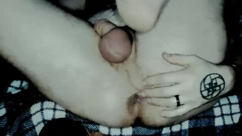 Snapshot of cloudty chatting on 11-02-25, 05:21 Ty online show from 11-02-25, 05:21