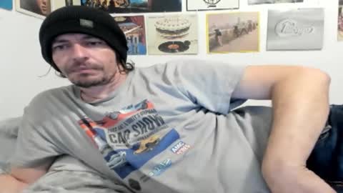 cloudyystarr666 online show from 11-16-25, 06:30