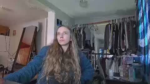 Clover online show from 06-28-26, 12:49