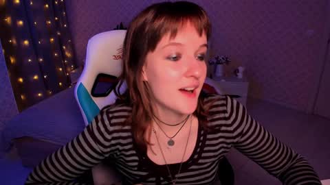  Clover  follow me  online show from 12-22-24, 03:00